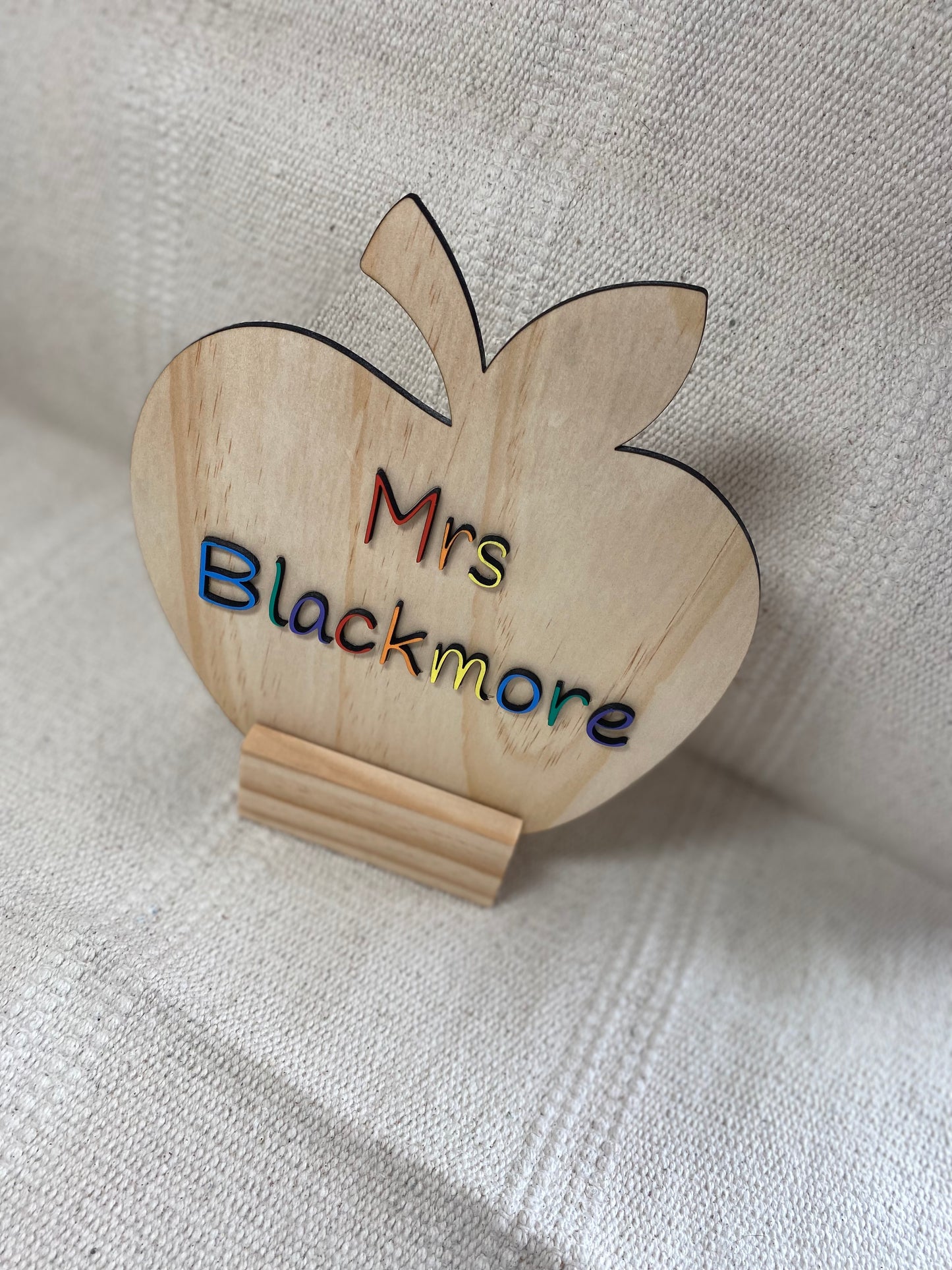 Custom Teacher Apple name sign